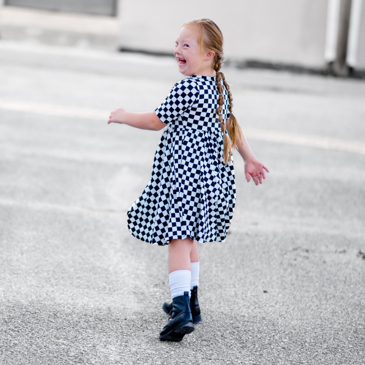 MID SLEEVE TWIRL DRESS- B+W Check